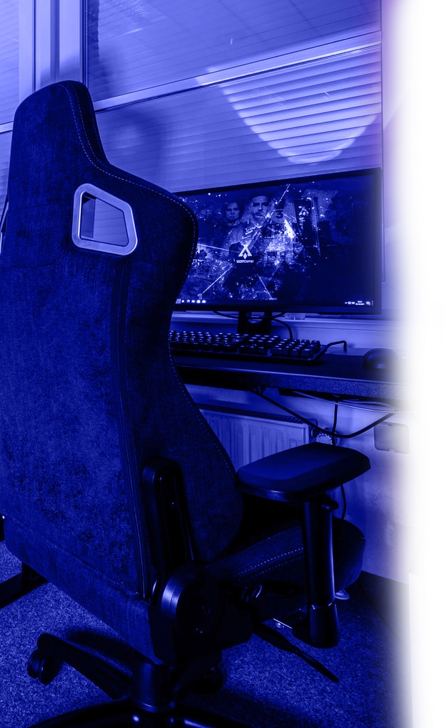 Image d'un bureau avec un ordinateur